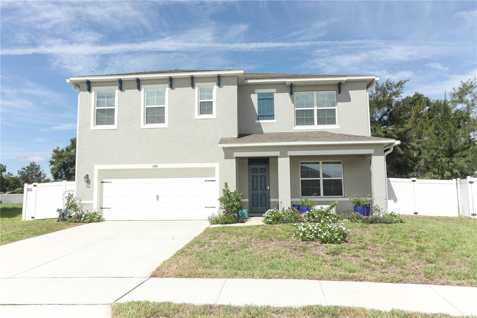1186 August Sky Dr Property Photo 2
