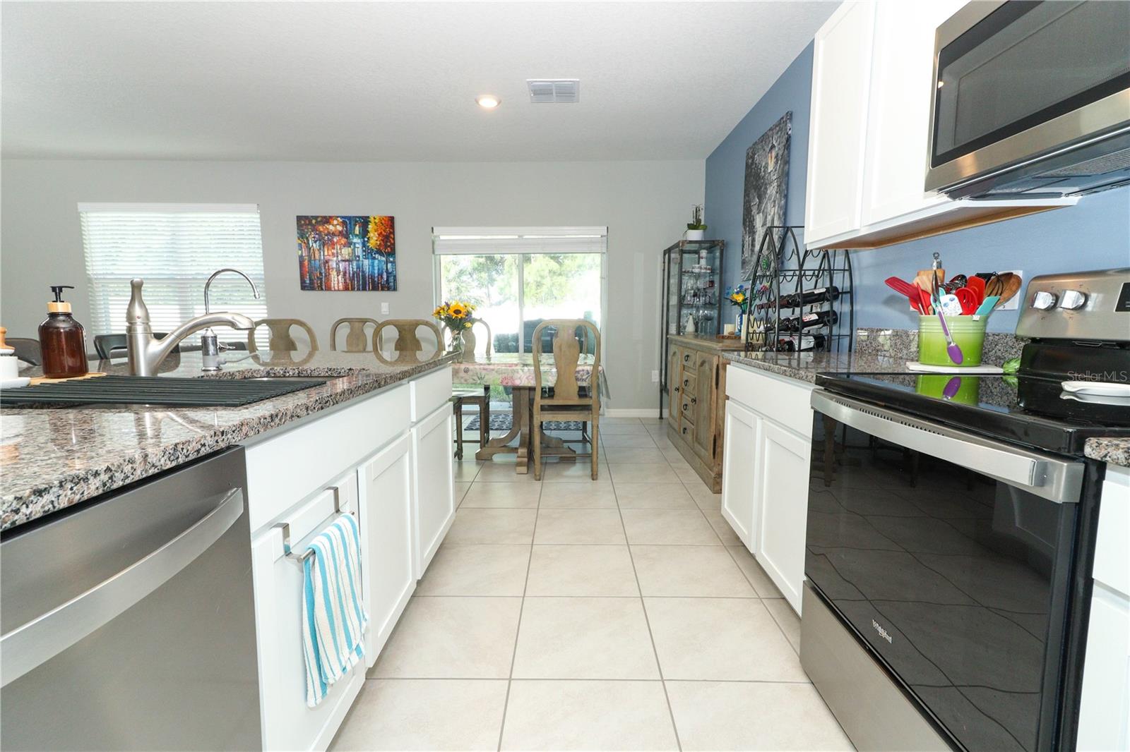 1186 August Sky Dr Property Photo 9