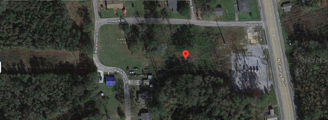 Howard St Property Photo 4
