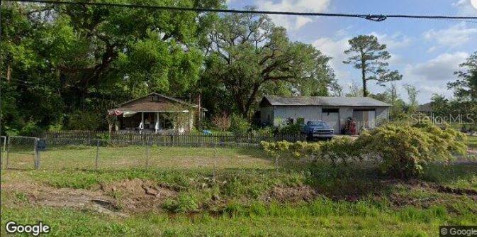720 E Olive Rd Property Photo 4