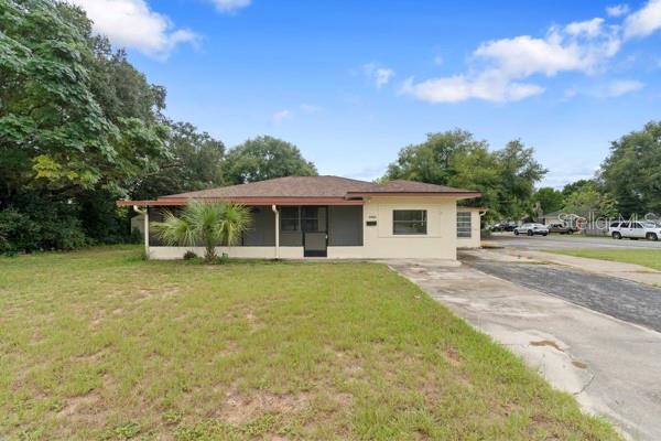 1404 E Alfred St Property Photo 5