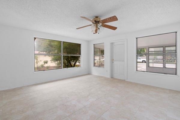 1404 E Alfred St Property Photo 17
