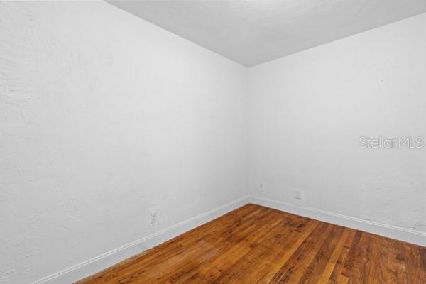 1404 E Alfred St Property Photo 32