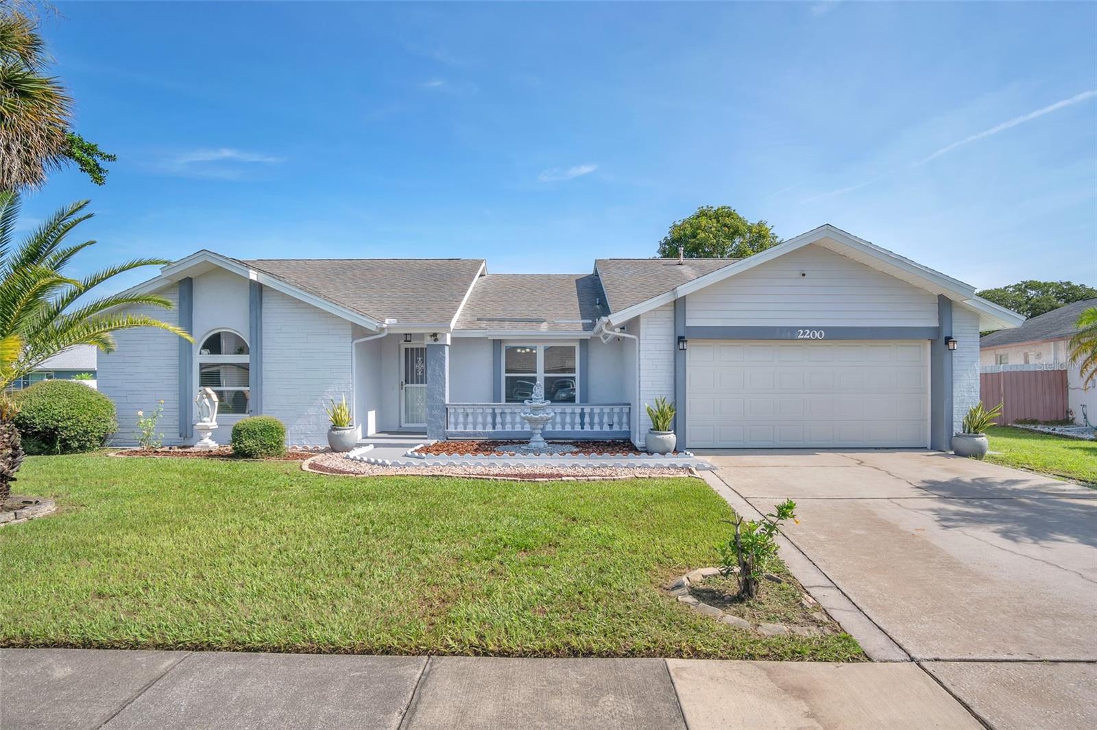 2200 Bay Leaf Dr Property Photo