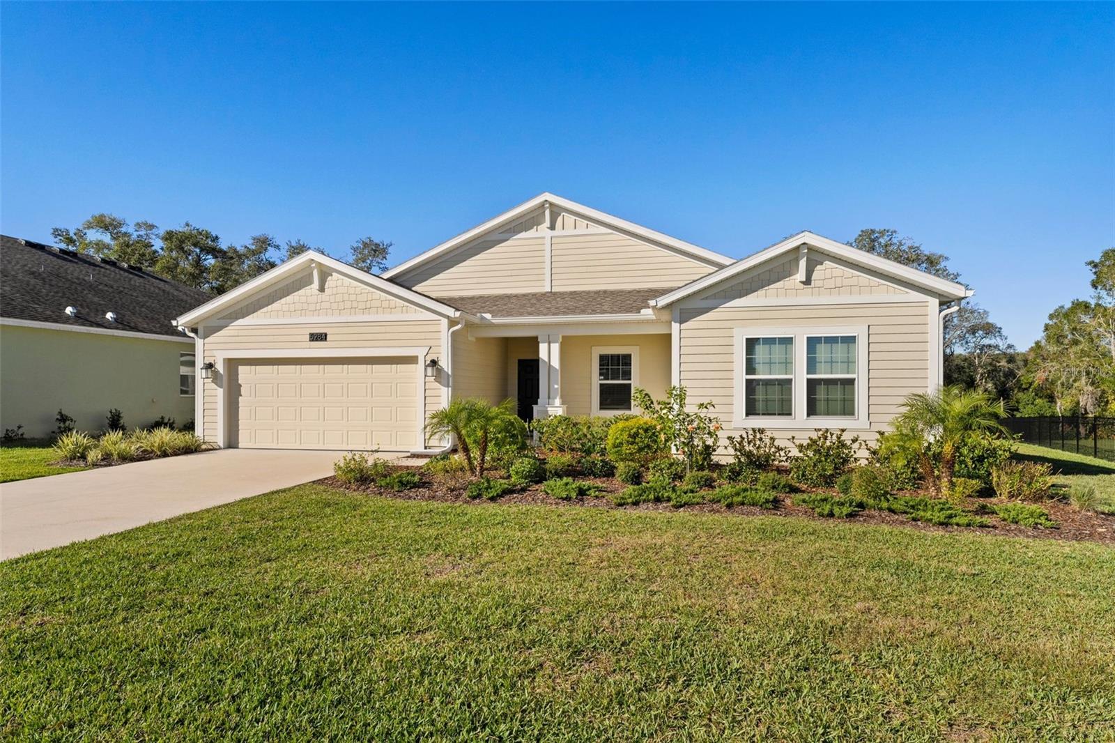 5284 Red Coral Cir Property Photo 5