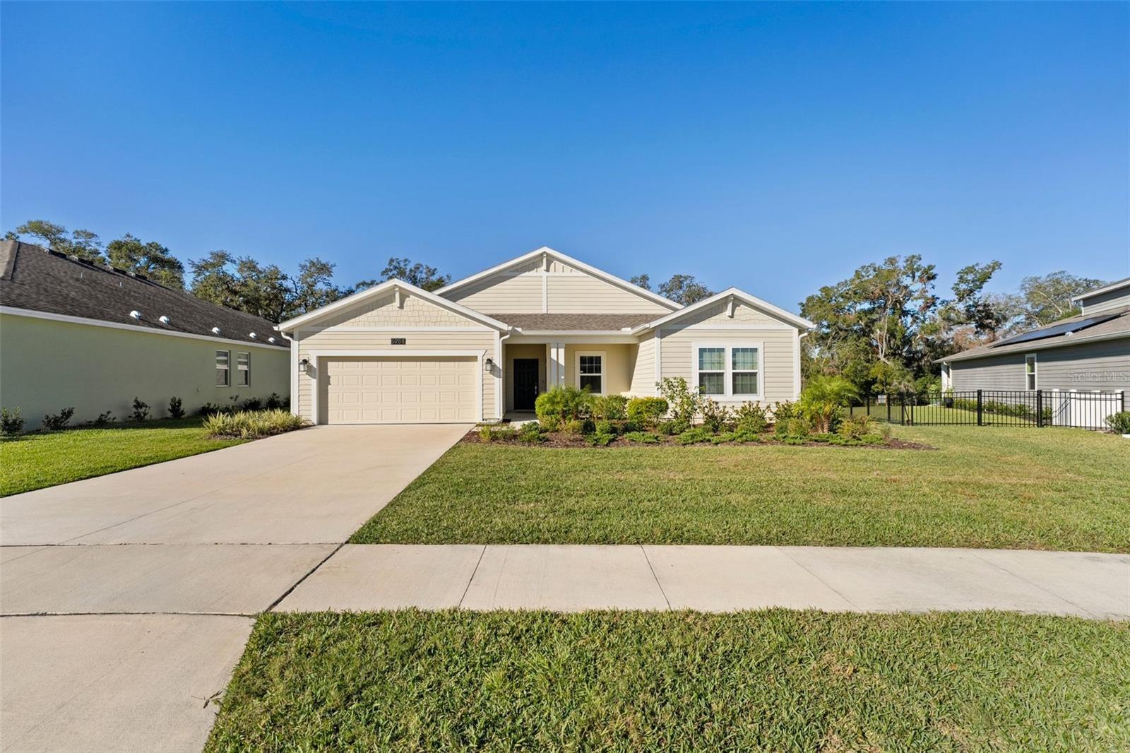 5284 Red Coral Cir Property Photo 6