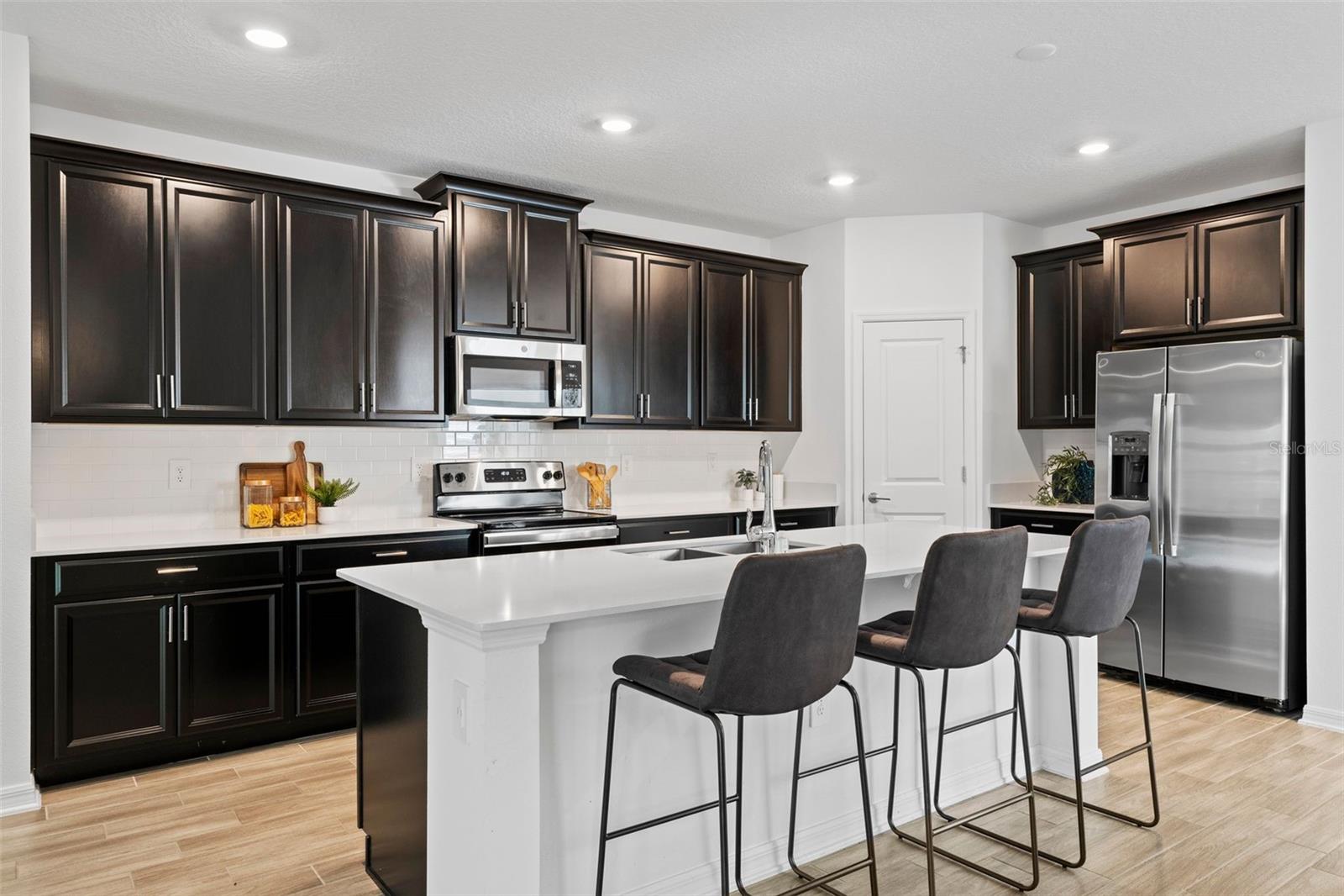 5284 Red Coral Cir Property Photo 14