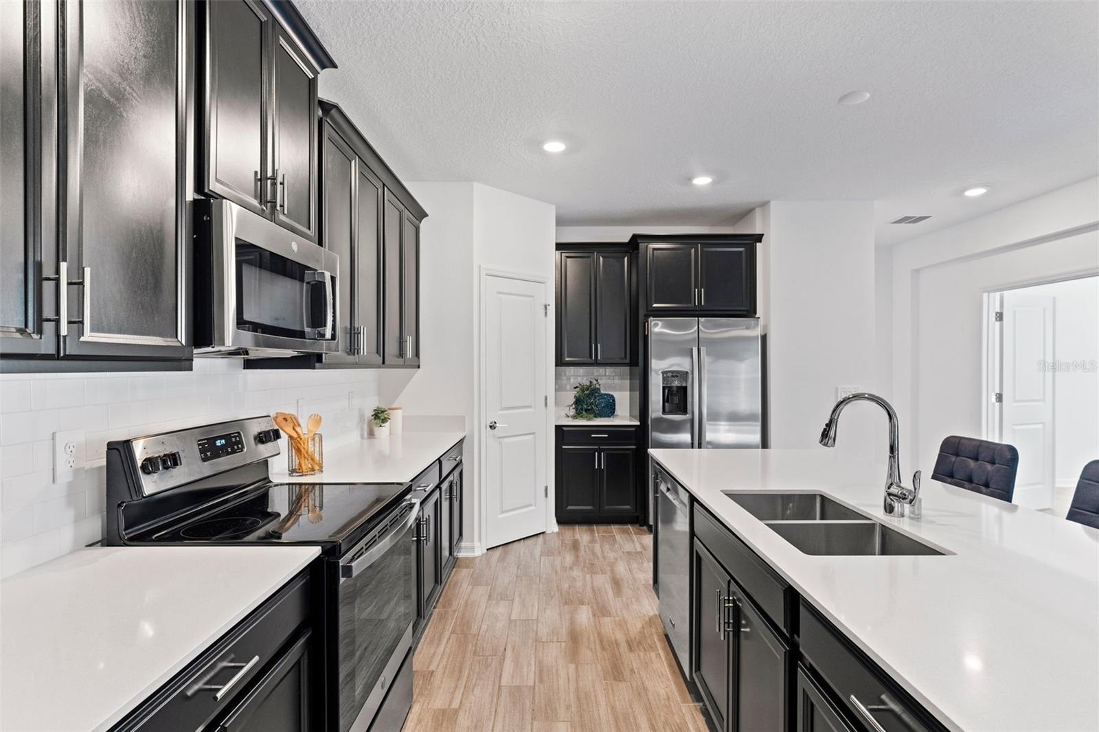 5284 Red Coral Cir Property Photo 15