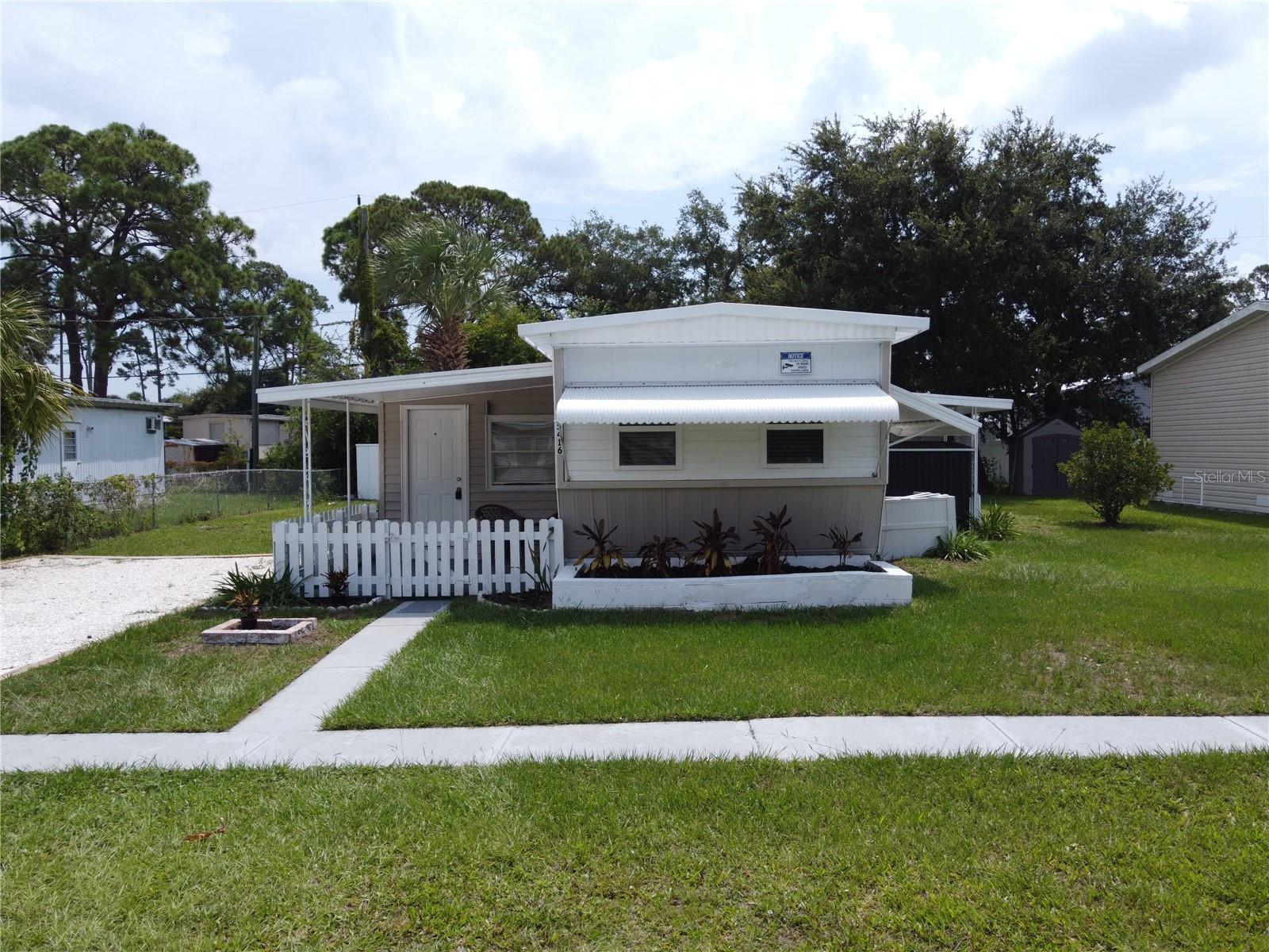 5416 Landis Ave Property Photo