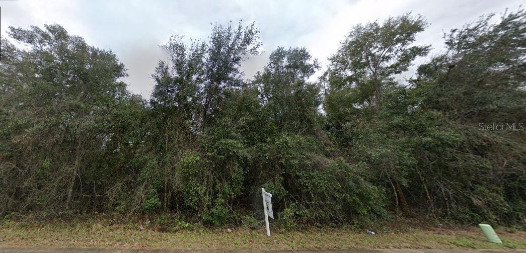 Se Hawthorne Rd Property Photo 2
