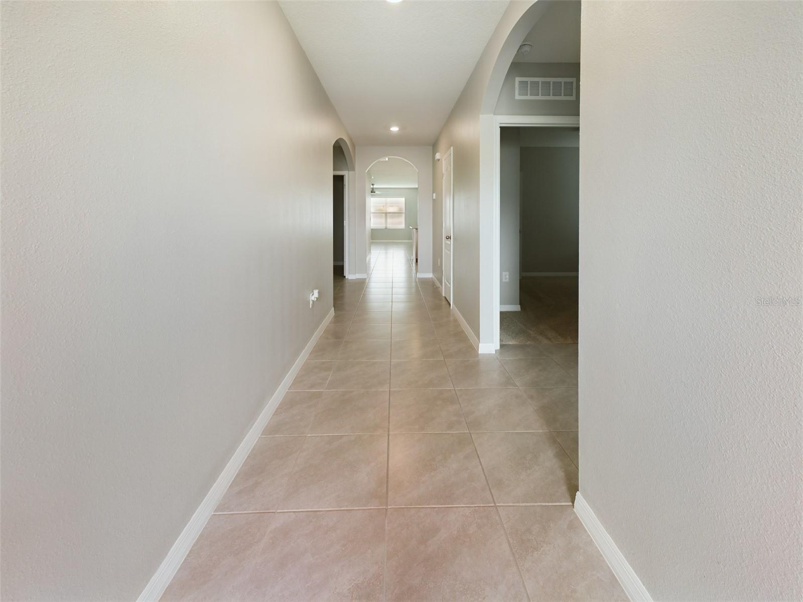 1502 Jadewood Way Property Photo 5