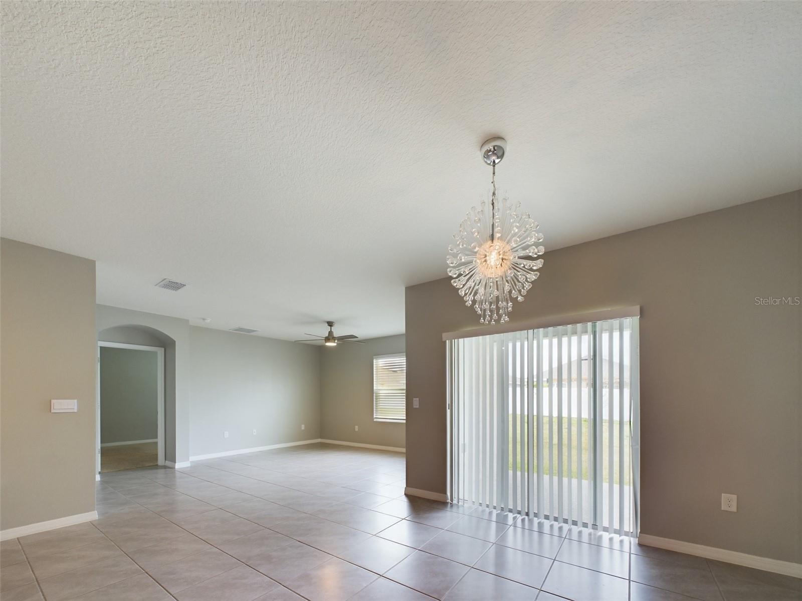 1502 Jadewood Way Property Photo 15