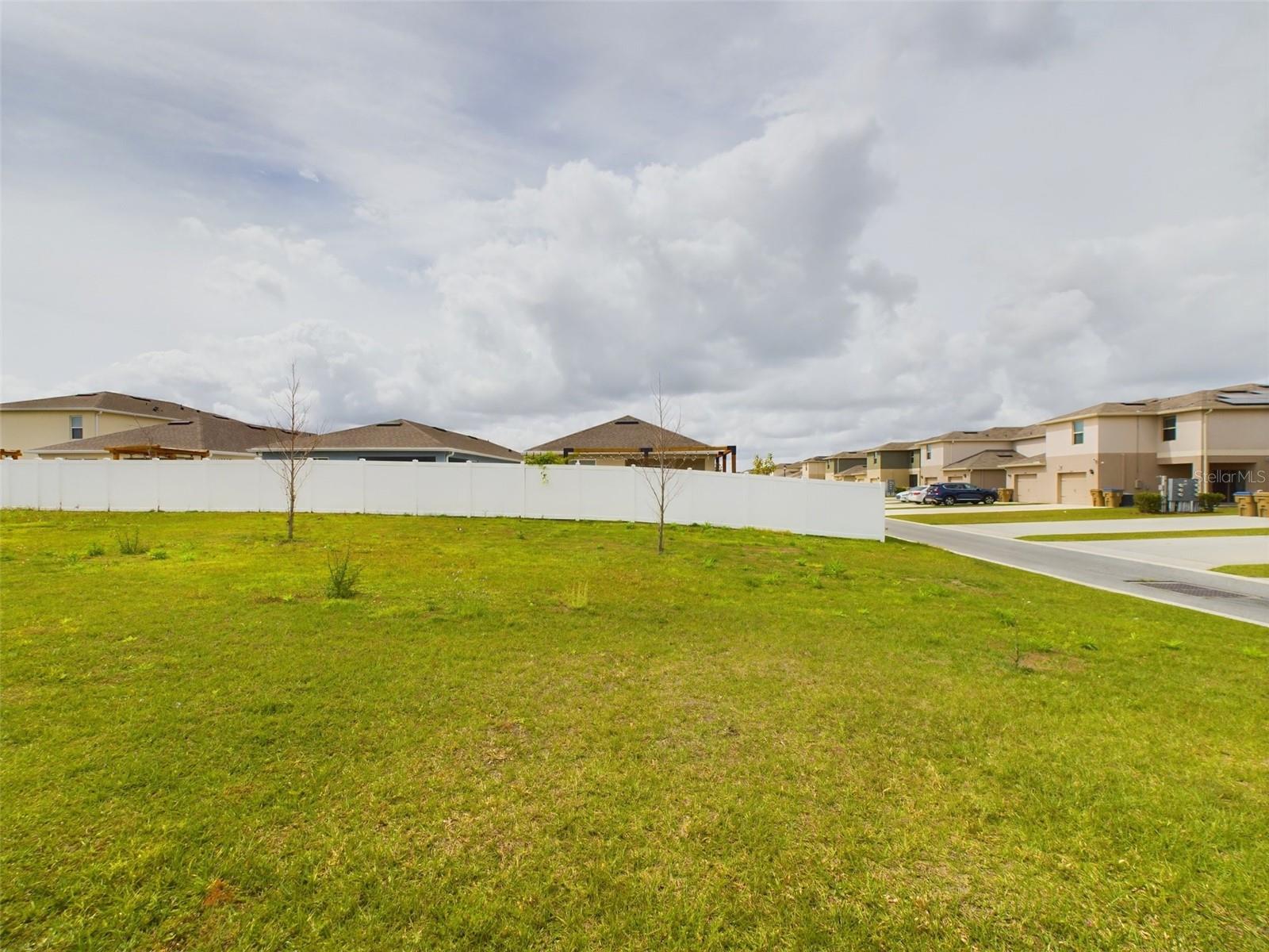 1502 Jadewood Way Property Photo 33
