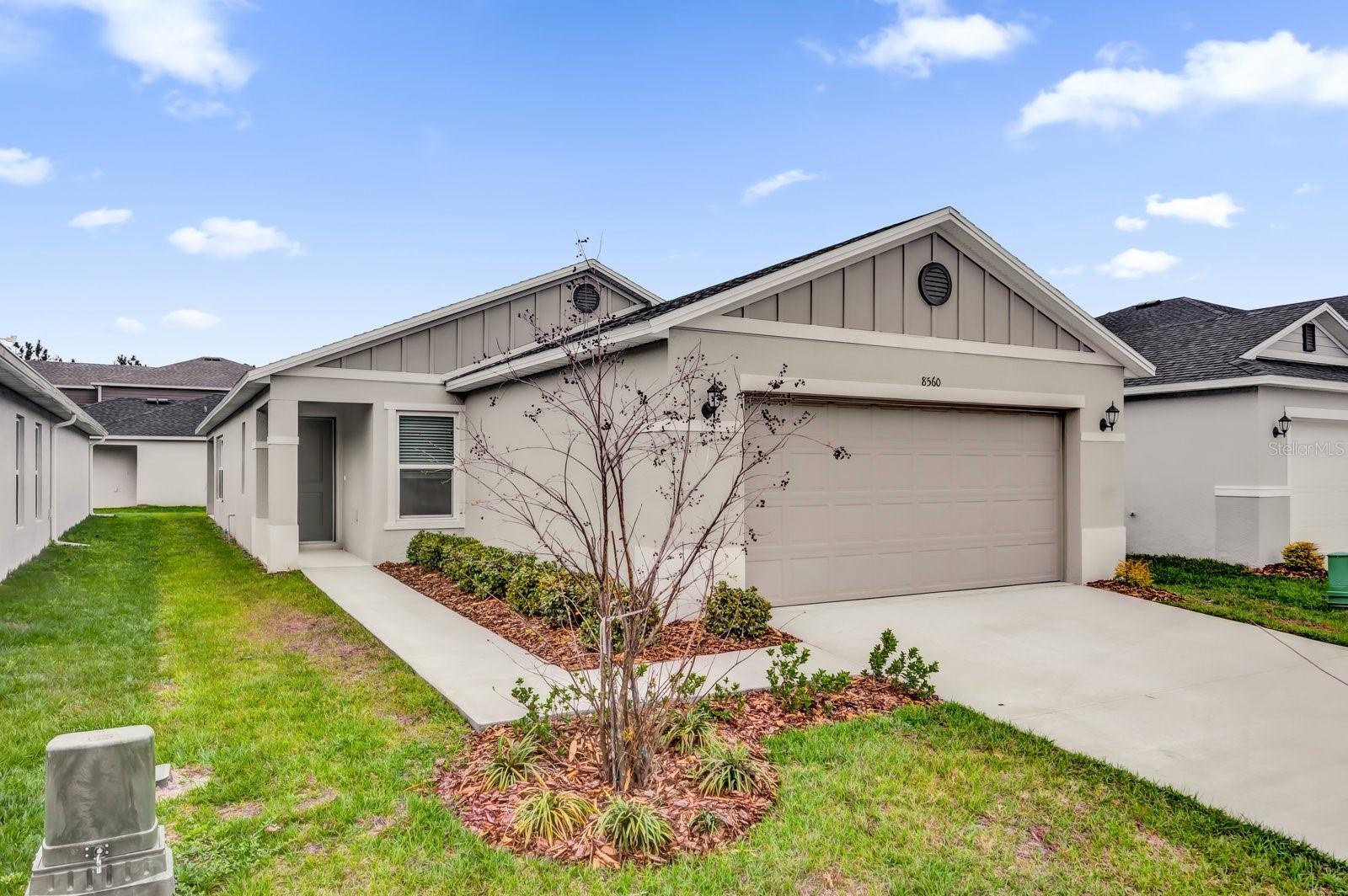 8560 CARIBBEAN PINE WAY Property Photo 1