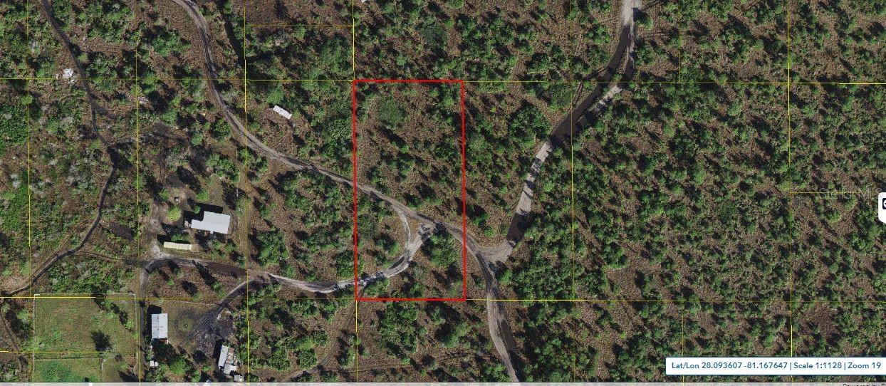 HOLOPAW GROVES RD Property Photo 1