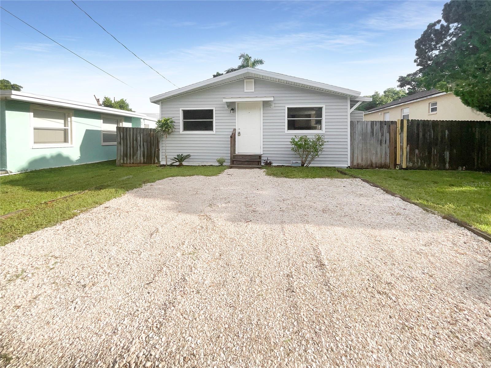 1220 36th Ave W Property Photo 1
