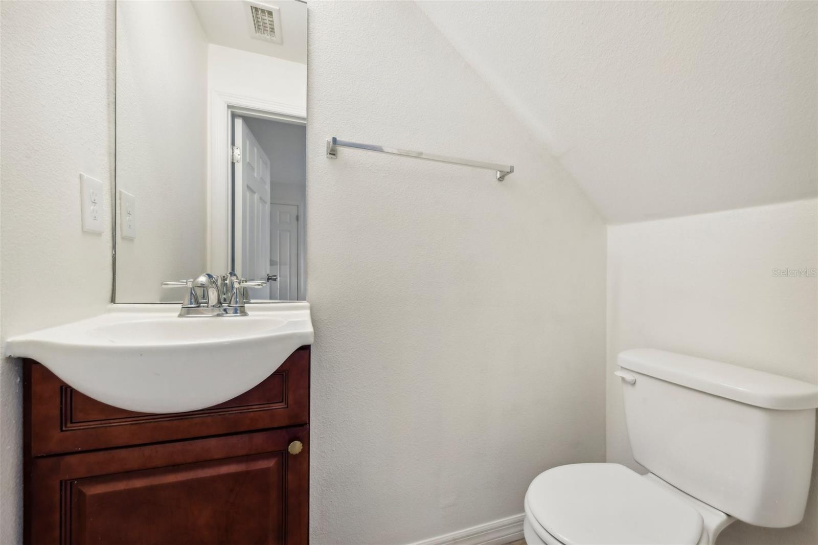 210 Majors Ln #b Property Photo 20