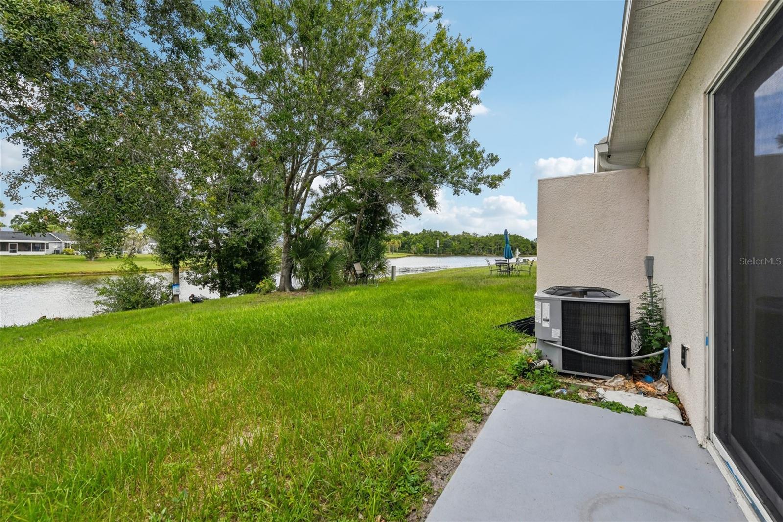 210 Majors Ln #b Property Photo 28