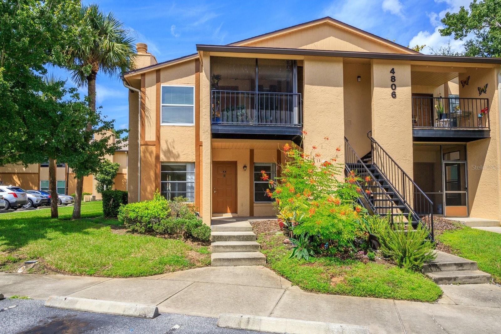 4806 S SEMORAN BLVD #201 Property Photo 1