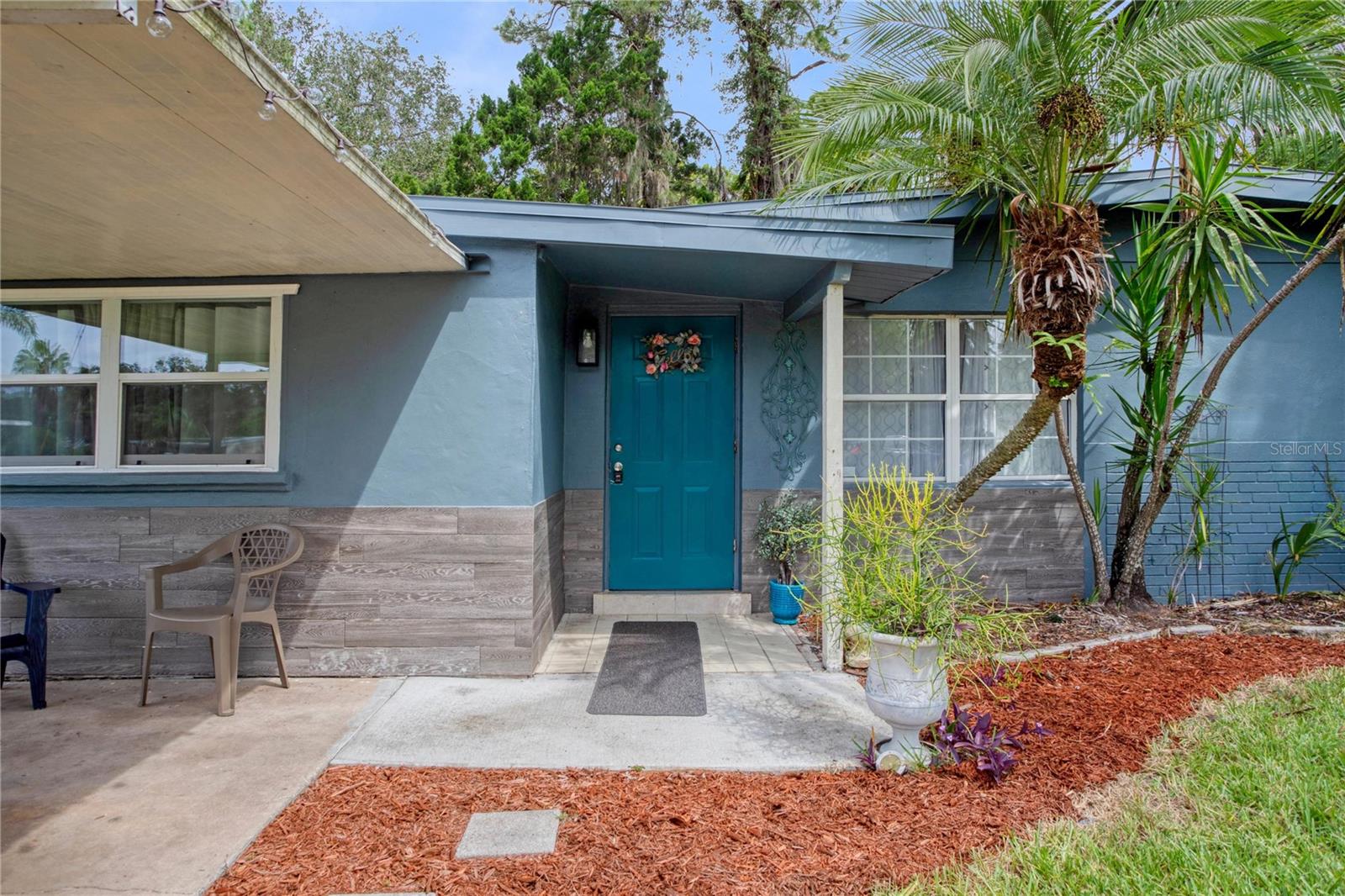 7329 Royal Palm Dr Property Photo 3
