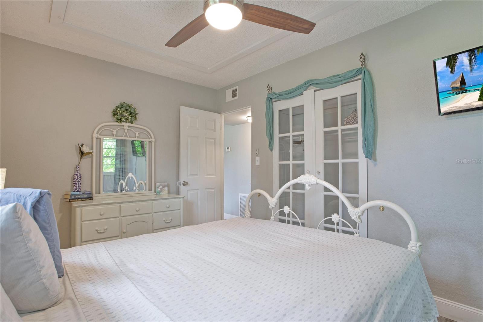 7329 Royal Palm Dr Property Photo 8