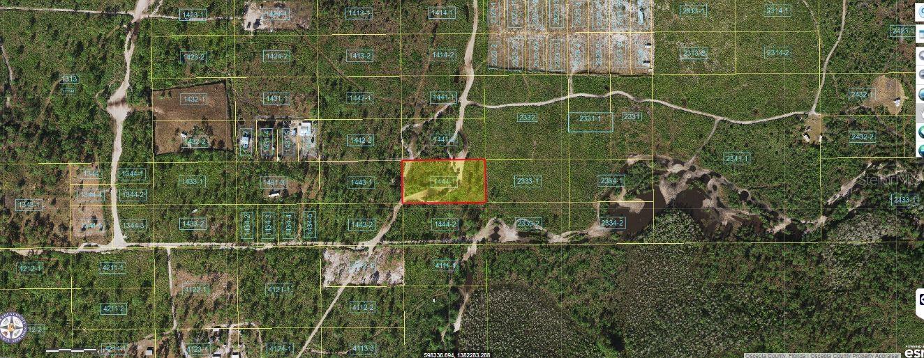 HOLOPAW GROVES RD Property Photo 1