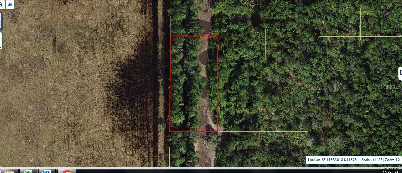 Holopaw Groves Rd Property Photo 1