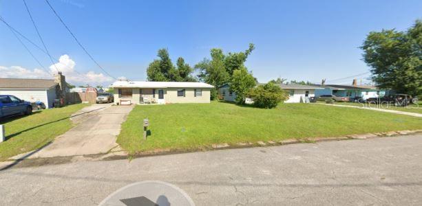 810 Forestdale Ave Property Photo 3