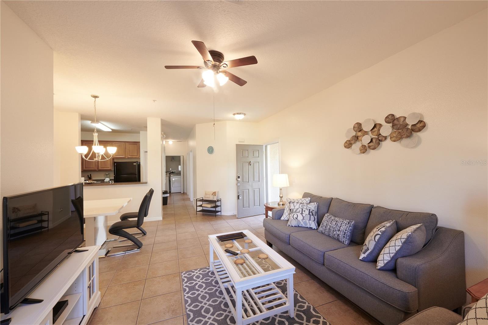 7513 Pellham Way Property Photo 8