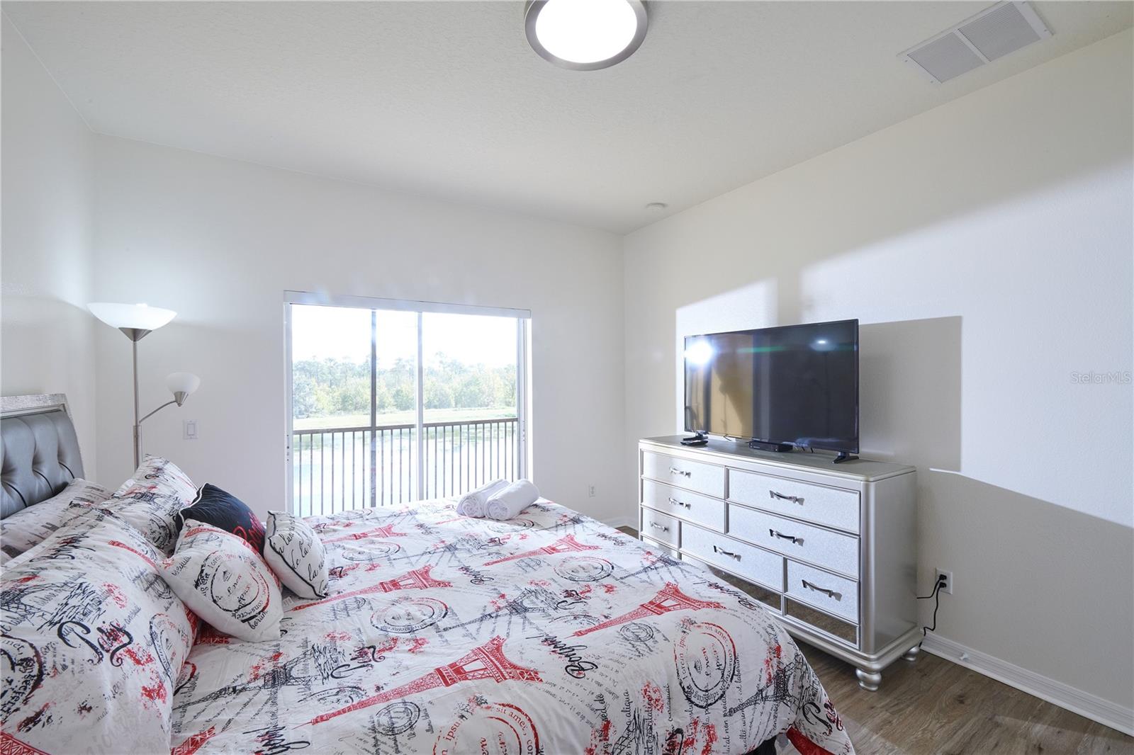 2745 Oakwater Dr Property Photo 21