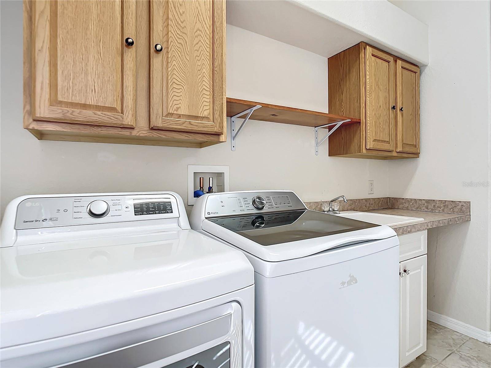 18065 Wing Ave Property Photo 17