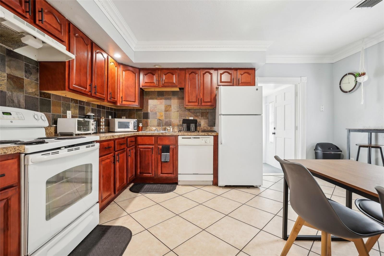 1815 Larkin Ave Property Photo 14