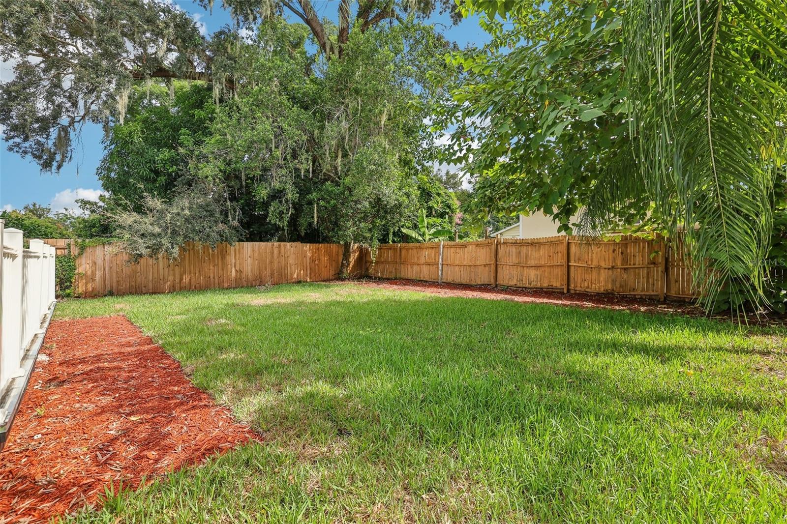 1815 Larkin Ave Property Photo 35