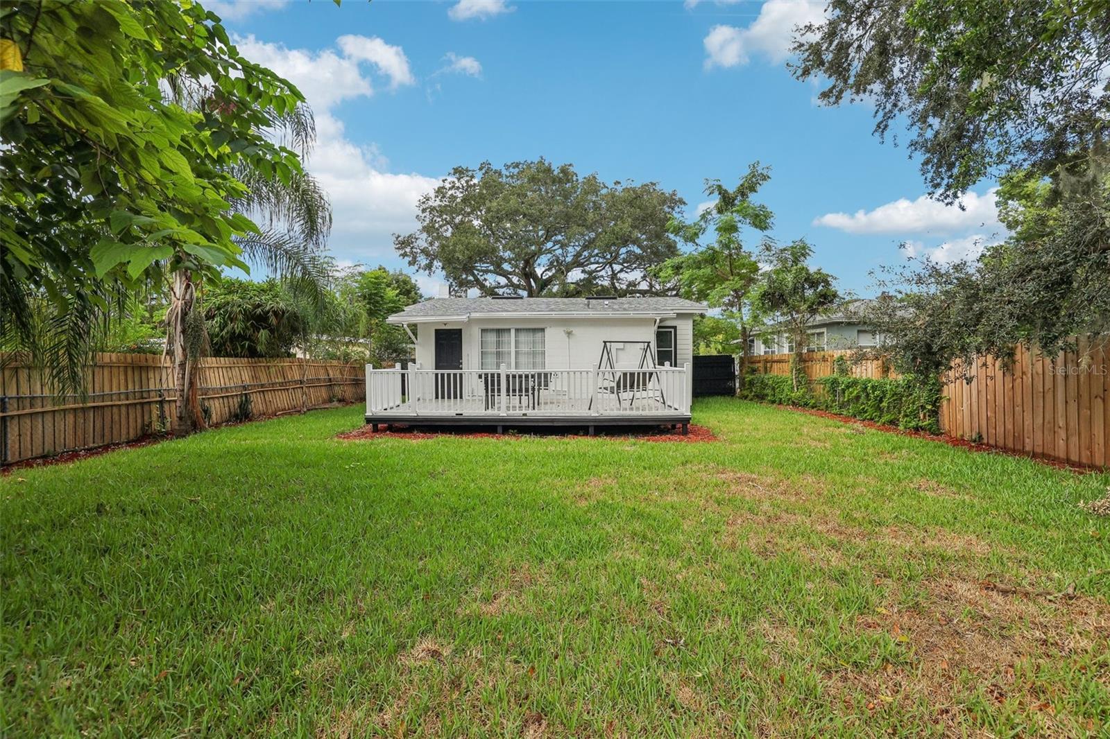 1815 Larkin Ave Property Photo 37