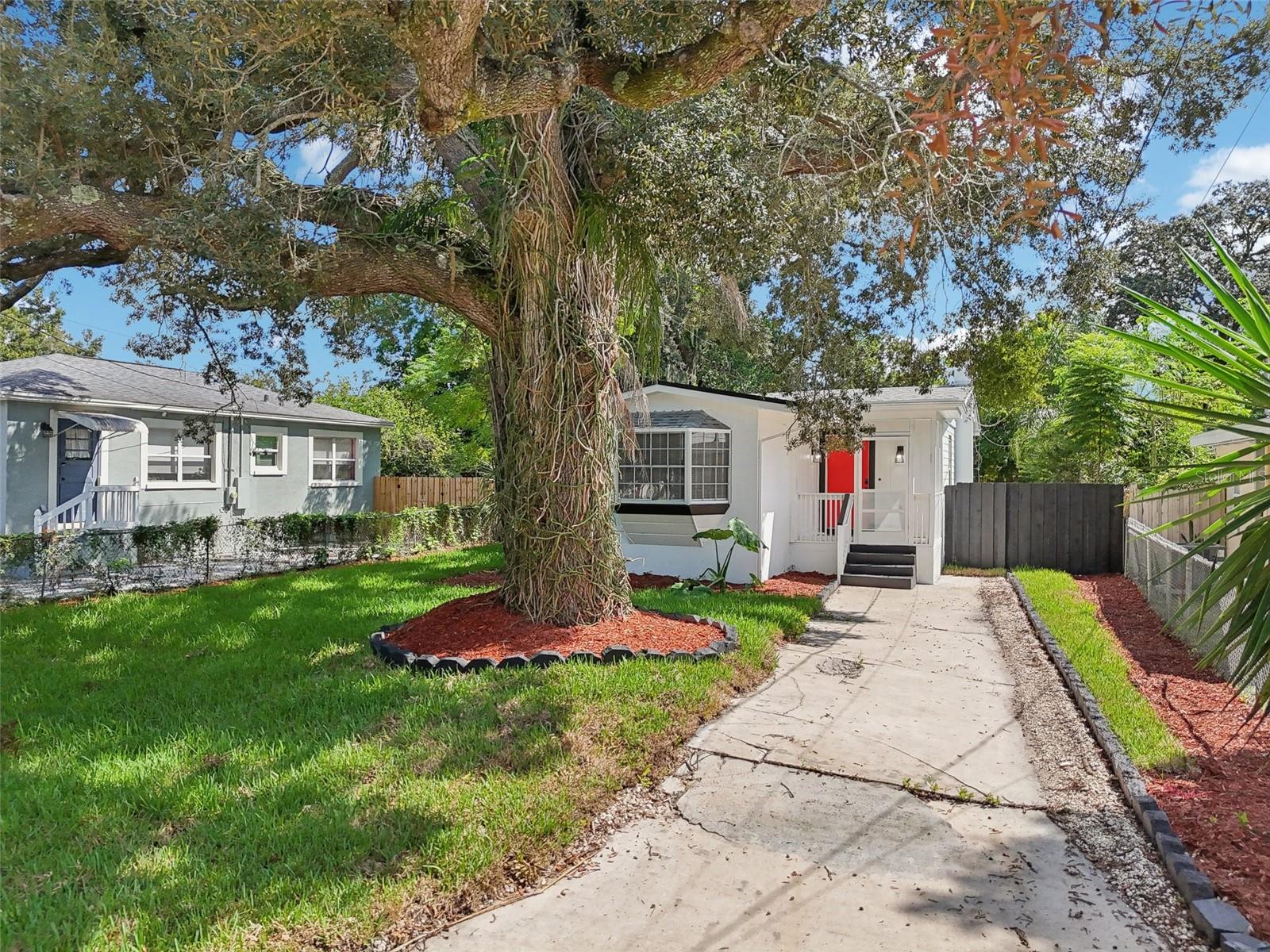 1815 Larkin Ave Property Photo 41