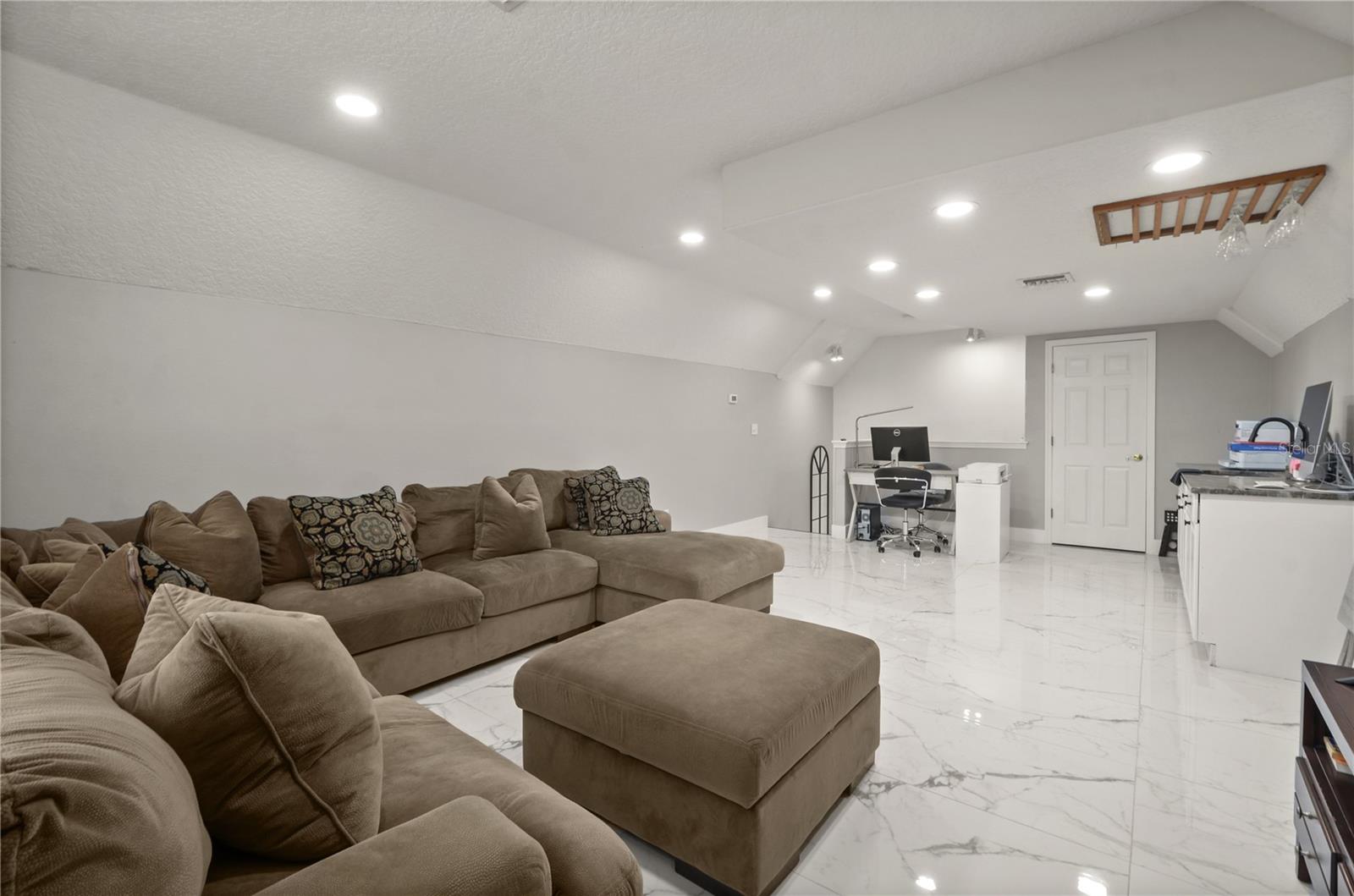 2393 Appy Ln Property Photo 32