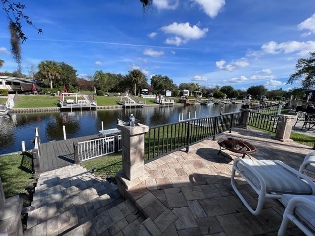 436 Waterway Dr Property Photo 3