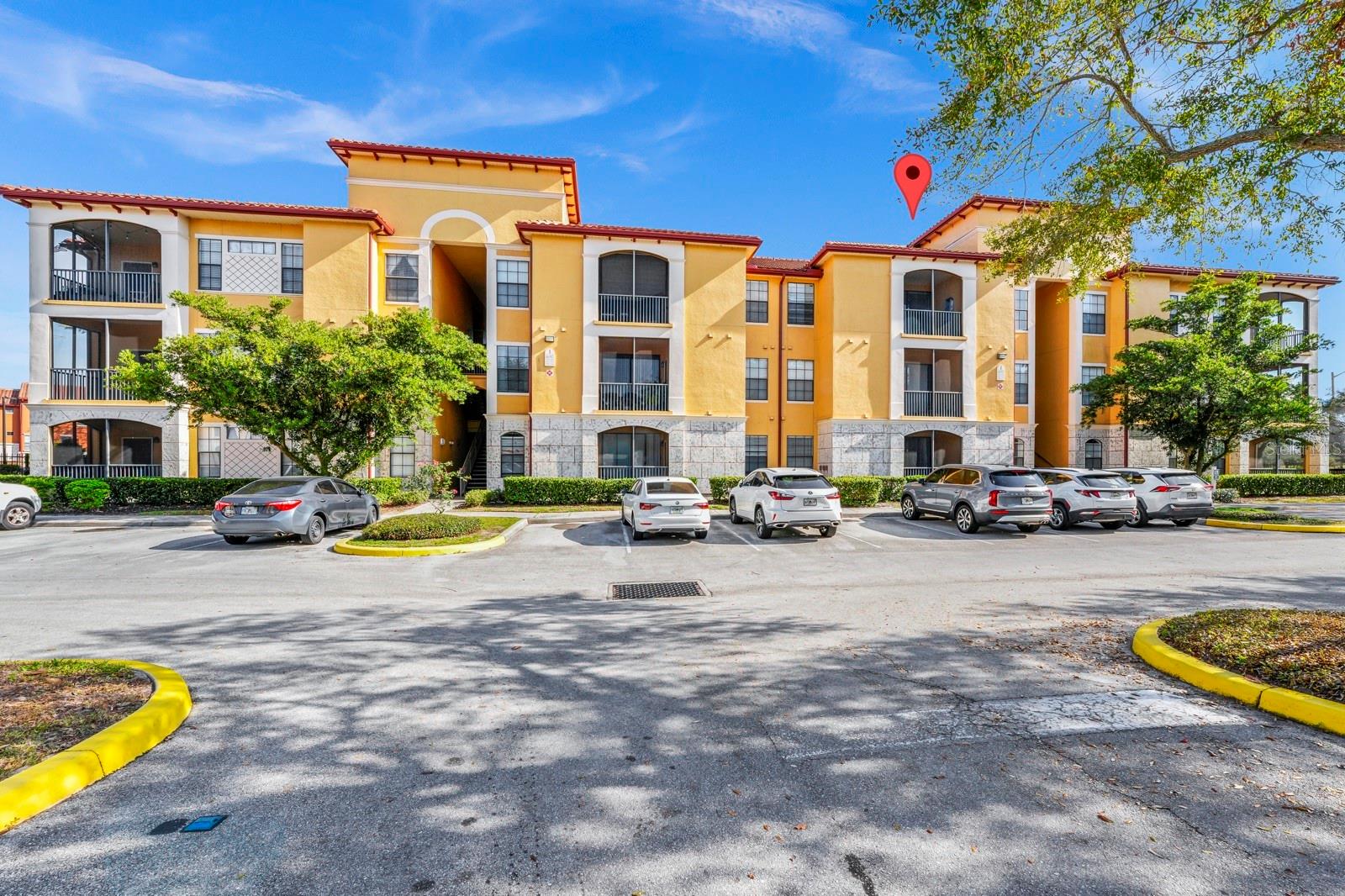 6157 Metrowest Blvd #106 Property Photo