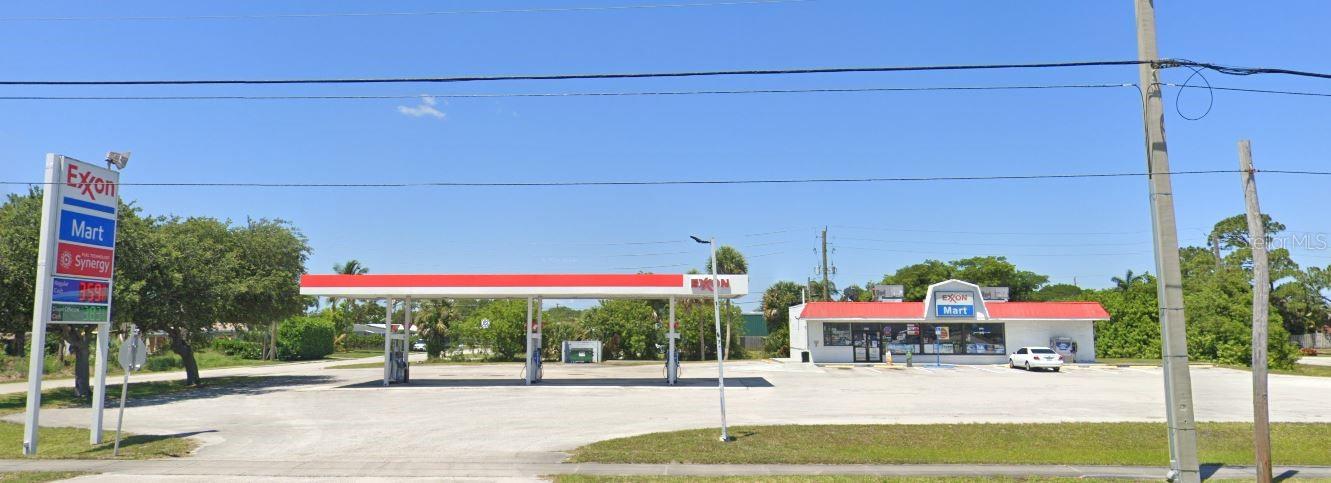 4504 Se Federal Hwy Property Photo 1