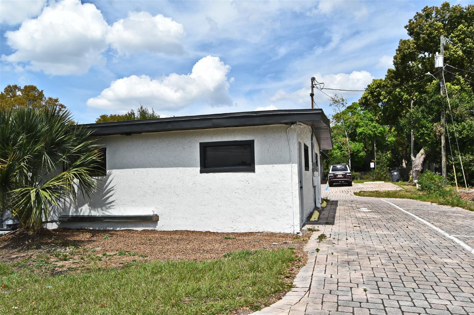 2445 Lee Rd Property Photo 33