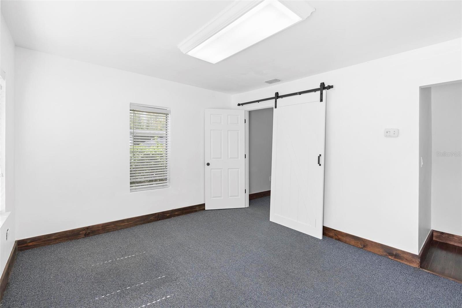 329 Franklin St Property Photo 4
