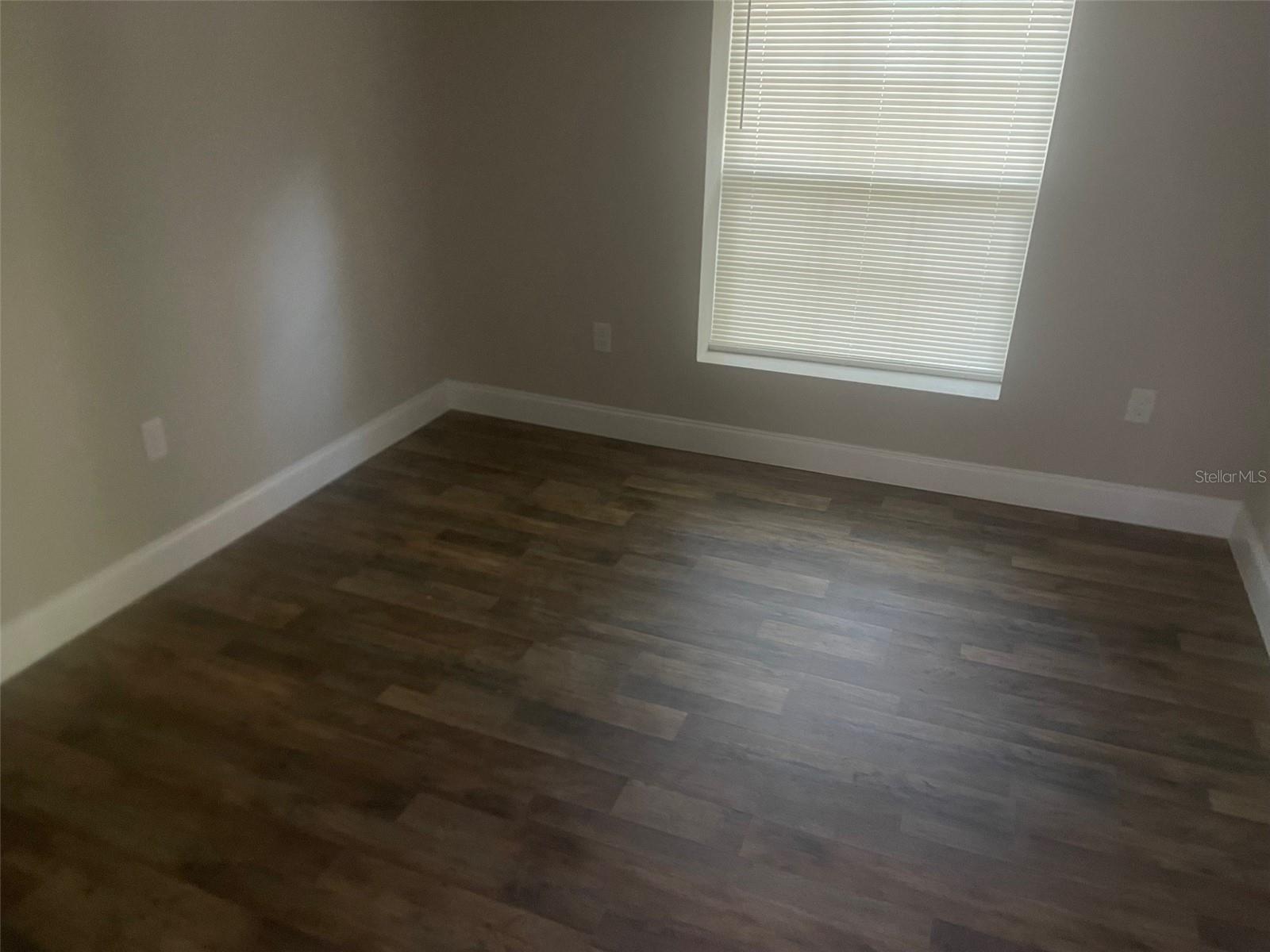 401 Martin Luther King Jr Ave Property Photo 6