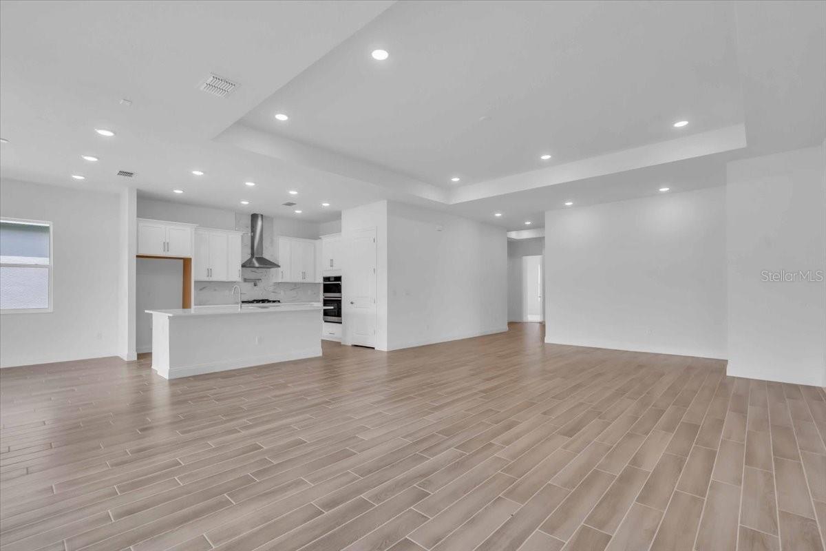 2515 Wise River Lane Property Photo 9