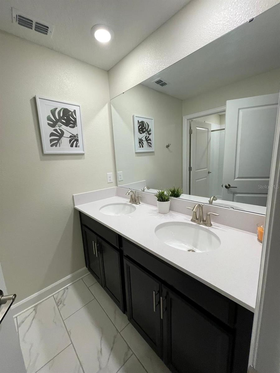 1144 Challenge Dr Property Photo 6