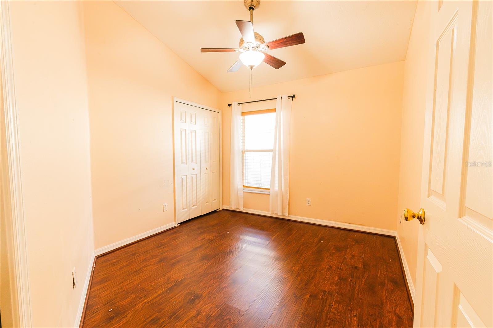 1844 Oxton Ct Property Photo 4