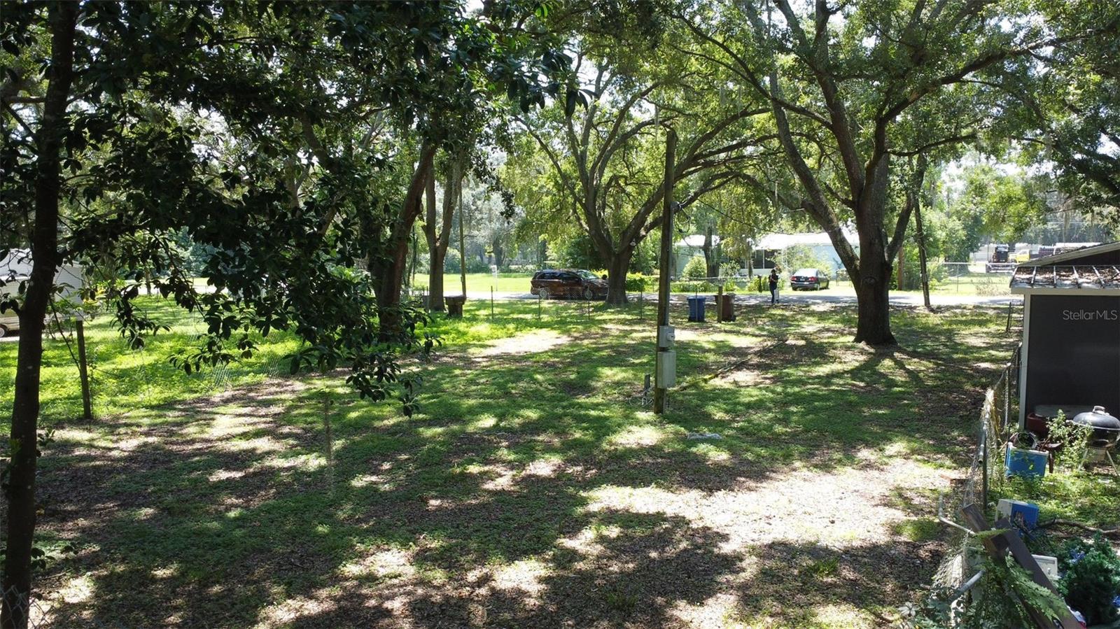 734 1st St Property Photo 1