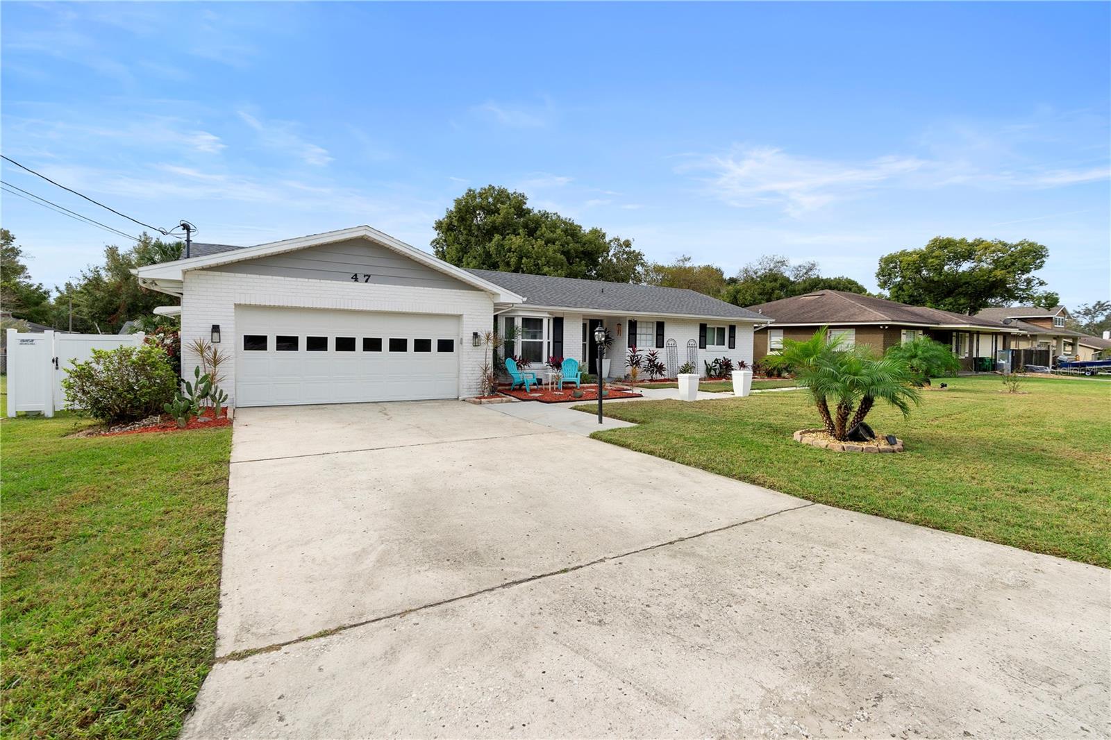 47 Community Dr Property Photo 1