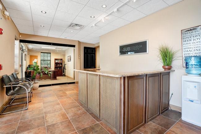 301 S Tubb St #g1 & G2 Property Photo 5