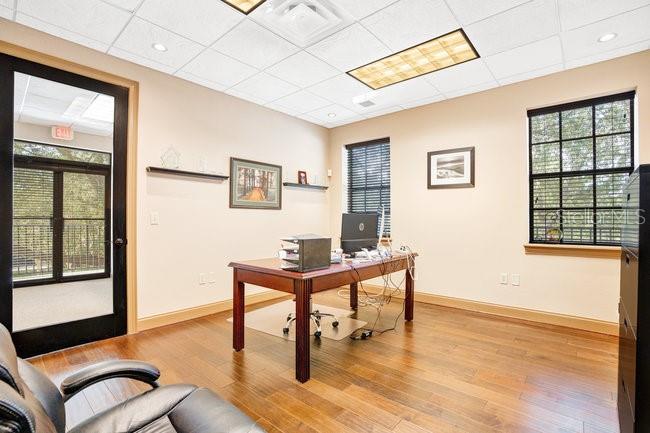301 S Tubb St #g1 & G2 Property Photo 14