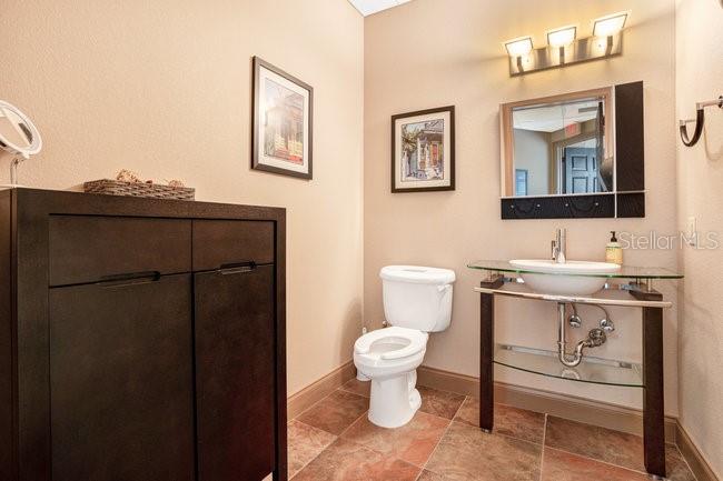301 S Tubb St #g1 & G2 Property Photo 23